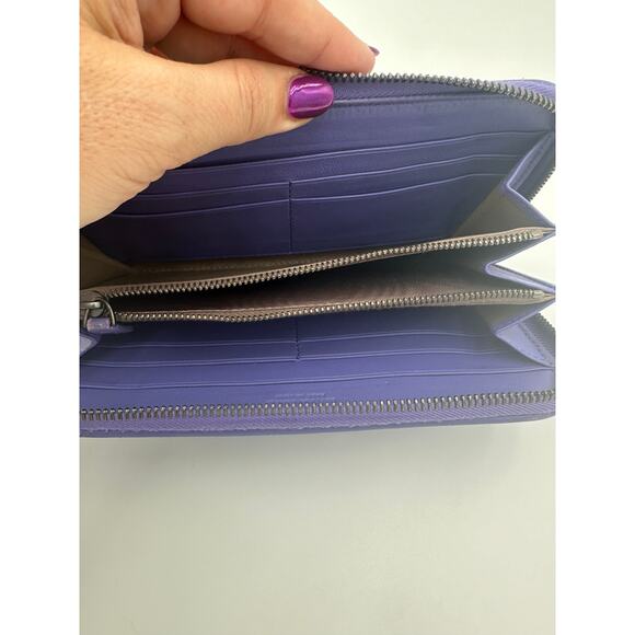 Bottega Veneta Wallet - Picture 10 of 12
